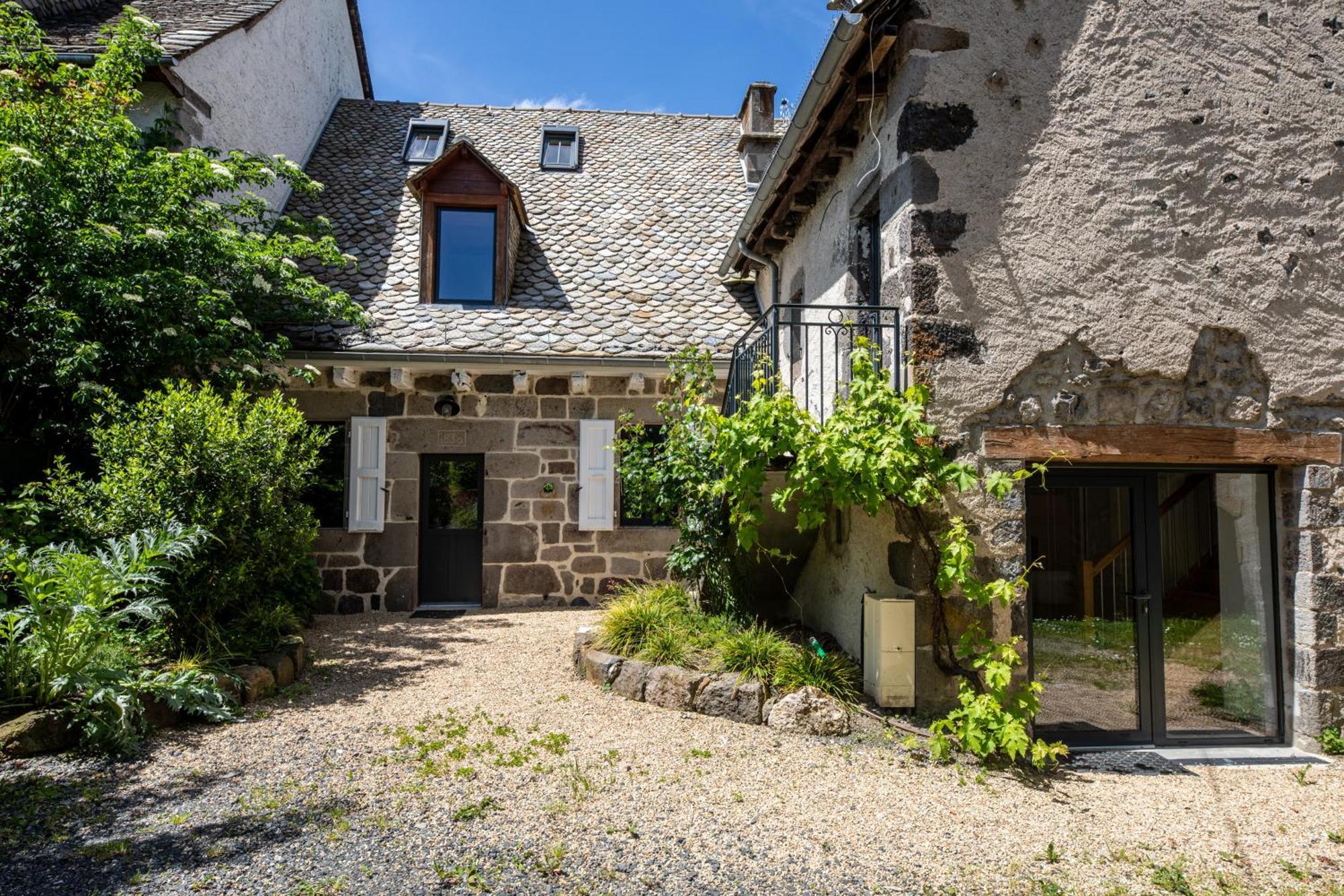 Chez Mimi - La Petite Maison Raulhac Exterior photo